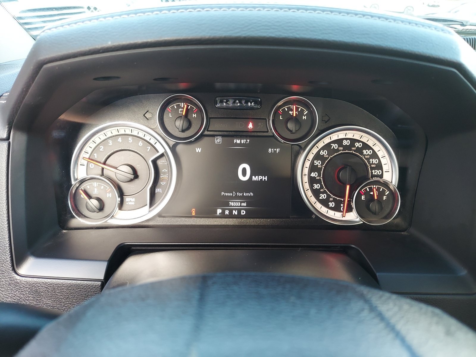 Used 2018 Delmonico Red Pearlcoat Ram Laramie image 20