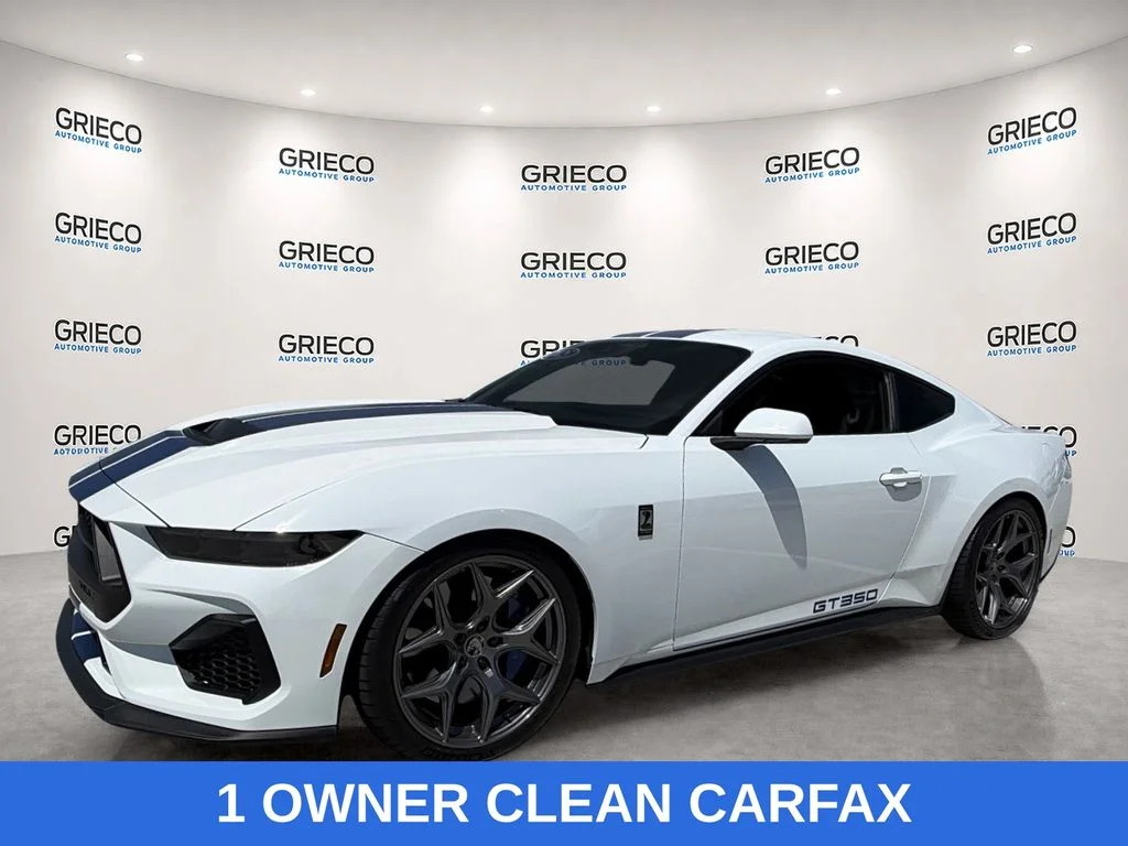 Used 2025 Oxford White Ford GT Premium image 3