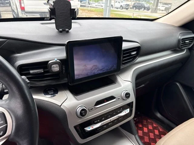 Used 2021 Red Ford XLT image 10
