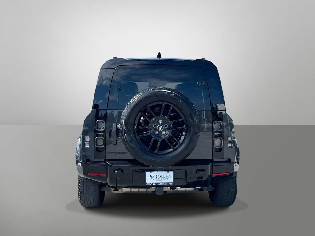 Used 2024 Gray Land Rover X image 27