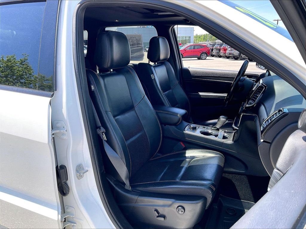 Used 2021 Bright White Clearcoat Jeep 80th Anniversary Edition image 10