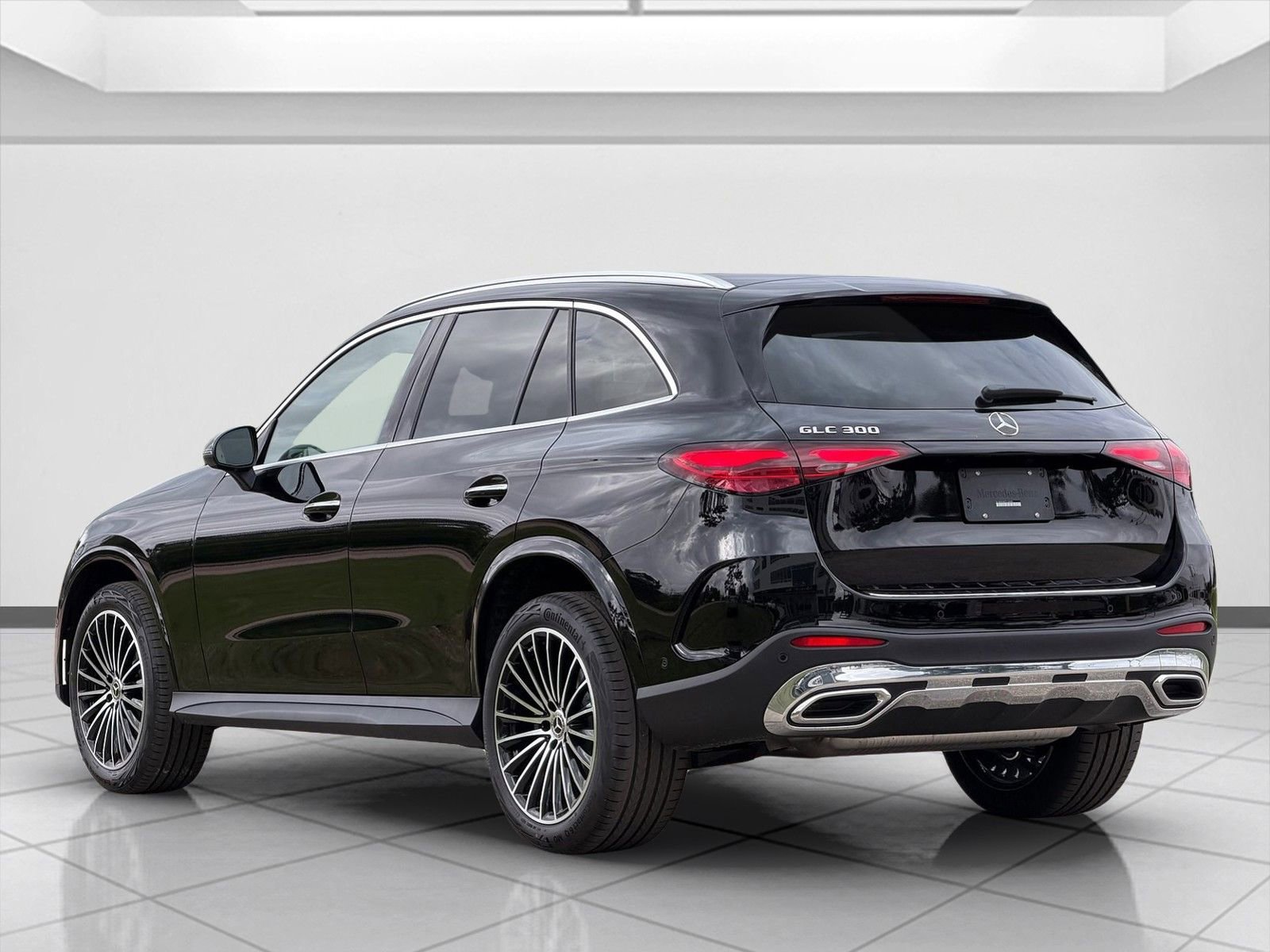New 2026 Black Mercedes-Benz GLC 300 image 28