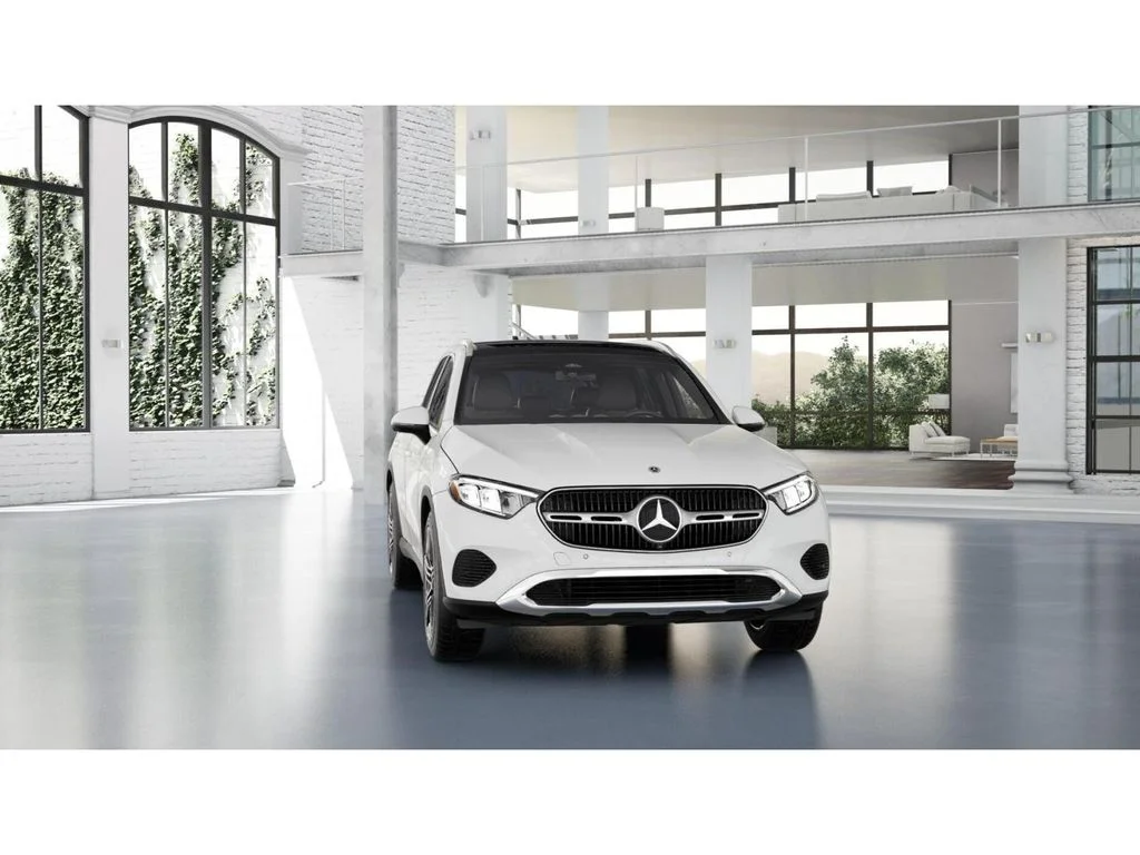 New 2027 White Mercedes-Benz GLC 300 image 13
