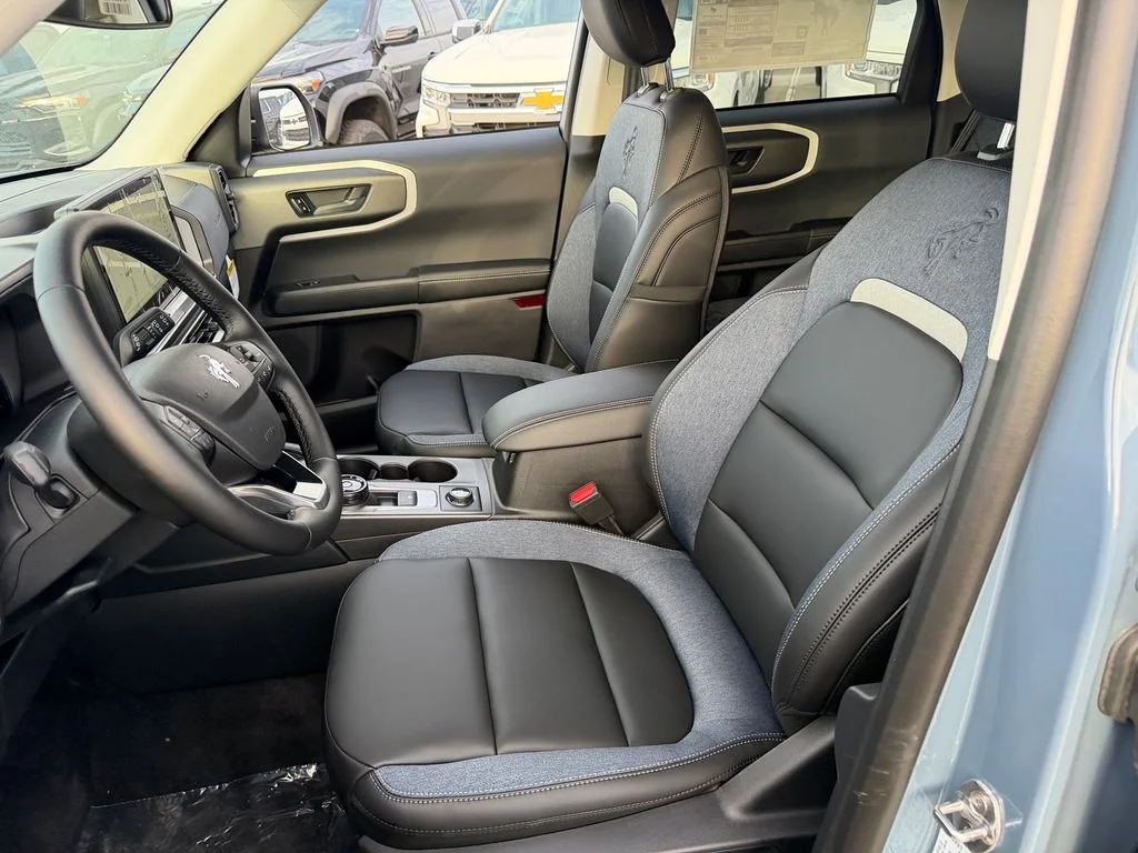 New 2026 Azure Gray Metallic Tri-Coat Ford Outer Banks® image 6