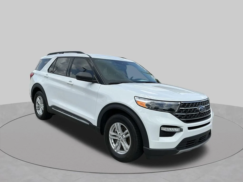 Used 2023 White Ford XLT image 10