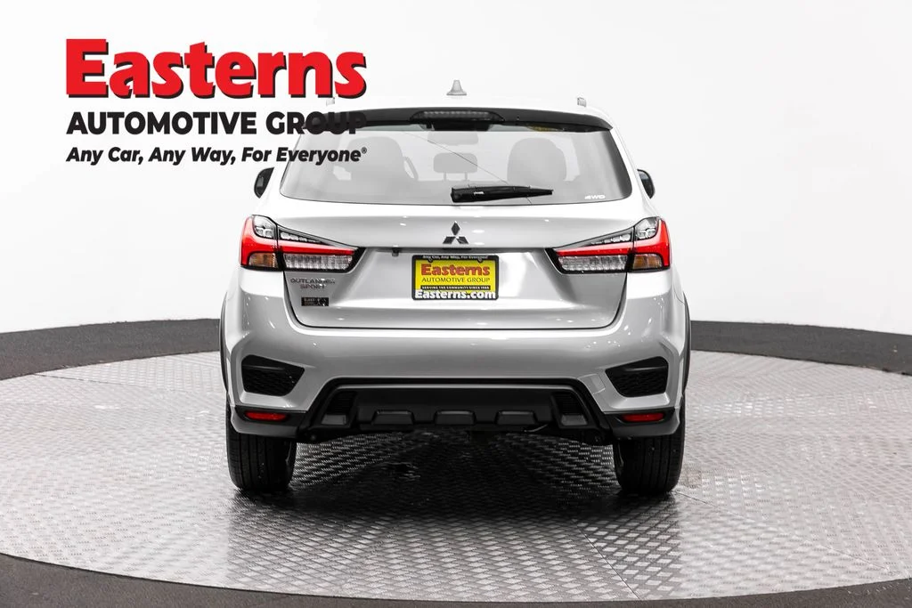 Used 2025 Silver Mitsubishi 2.0 SE image 6