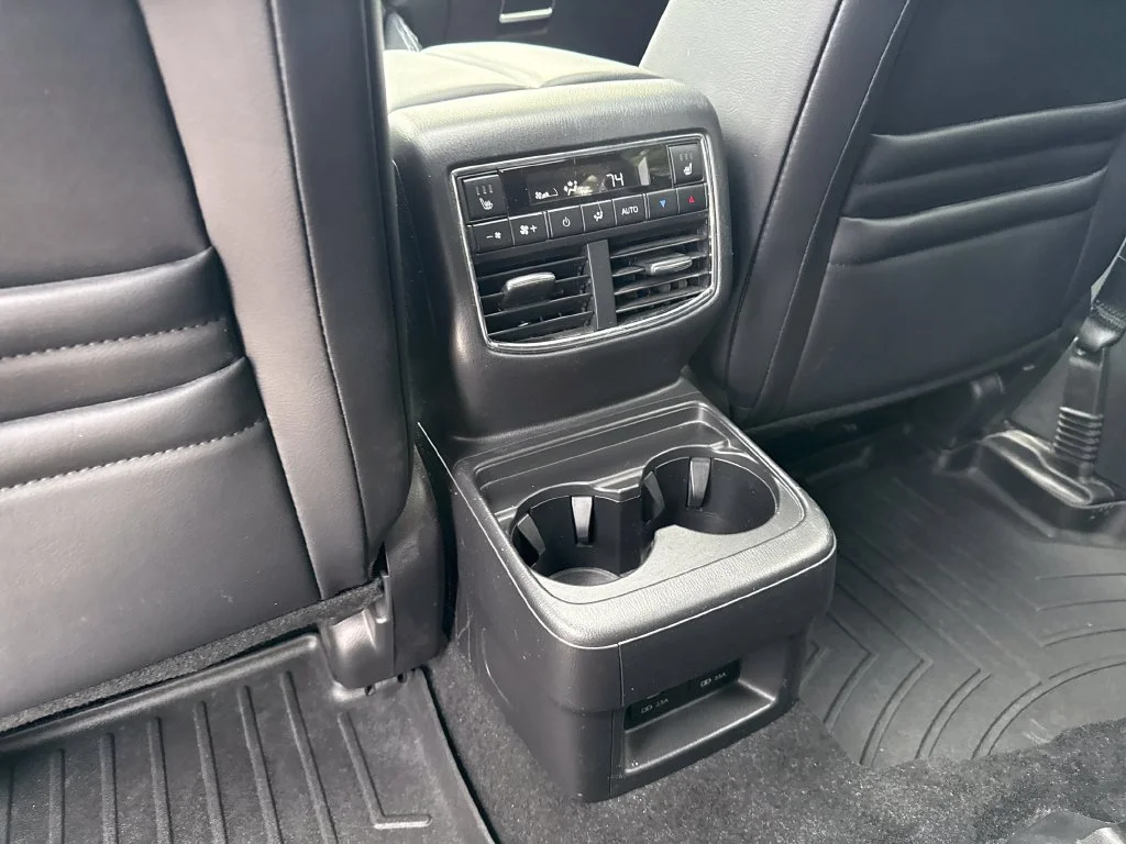 Used 2021 White Mazda Grand Touring image 23