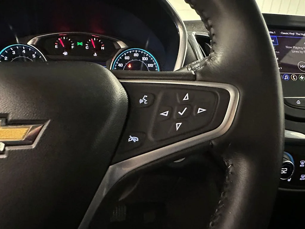 Used 2022 Black Chevrolet LT image 38