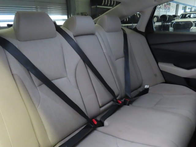 Used 2023 METEORITE GRAY METALLIC Honda EX image 28