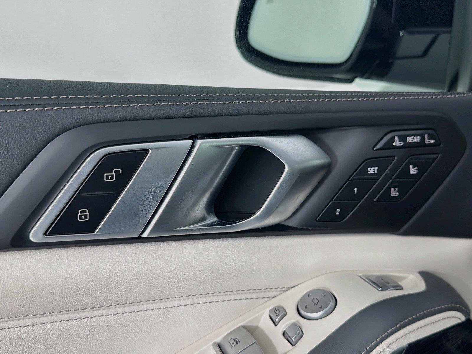 Used 2025 Frozen Pure Grey Metallic BMW M60i image 8
