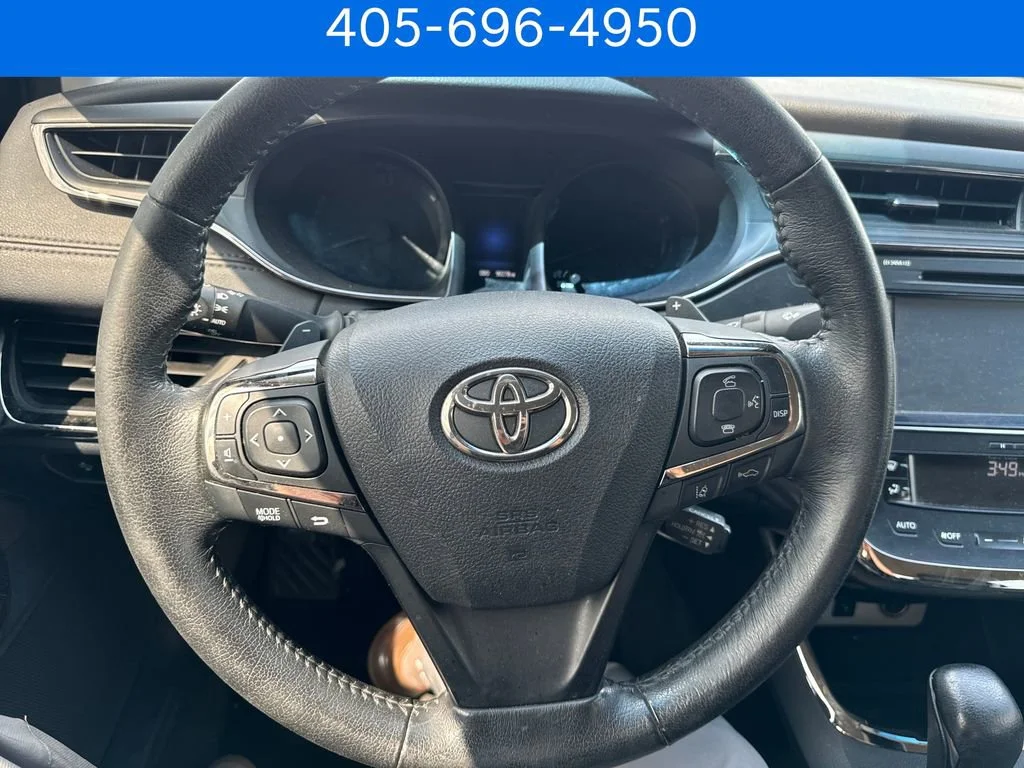 Pre-Owned 2017 Toyota Avalon XLE
