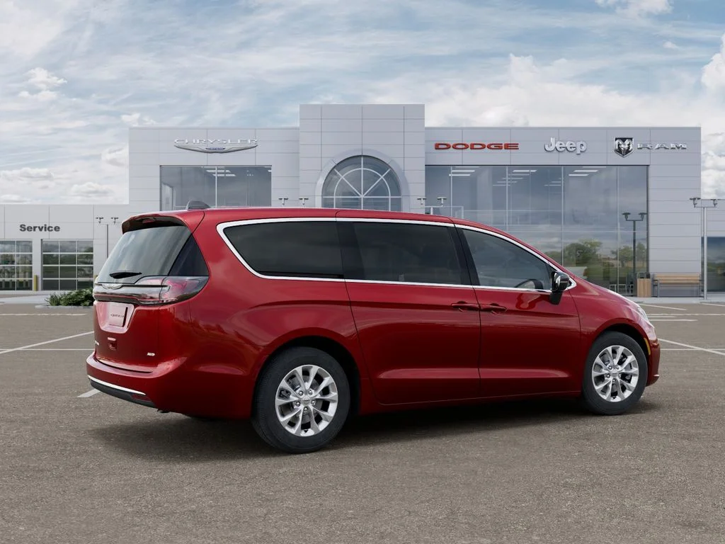 New 2026 Red Hot Pearl-Coat Exterior Paint Chrysler Select image 4