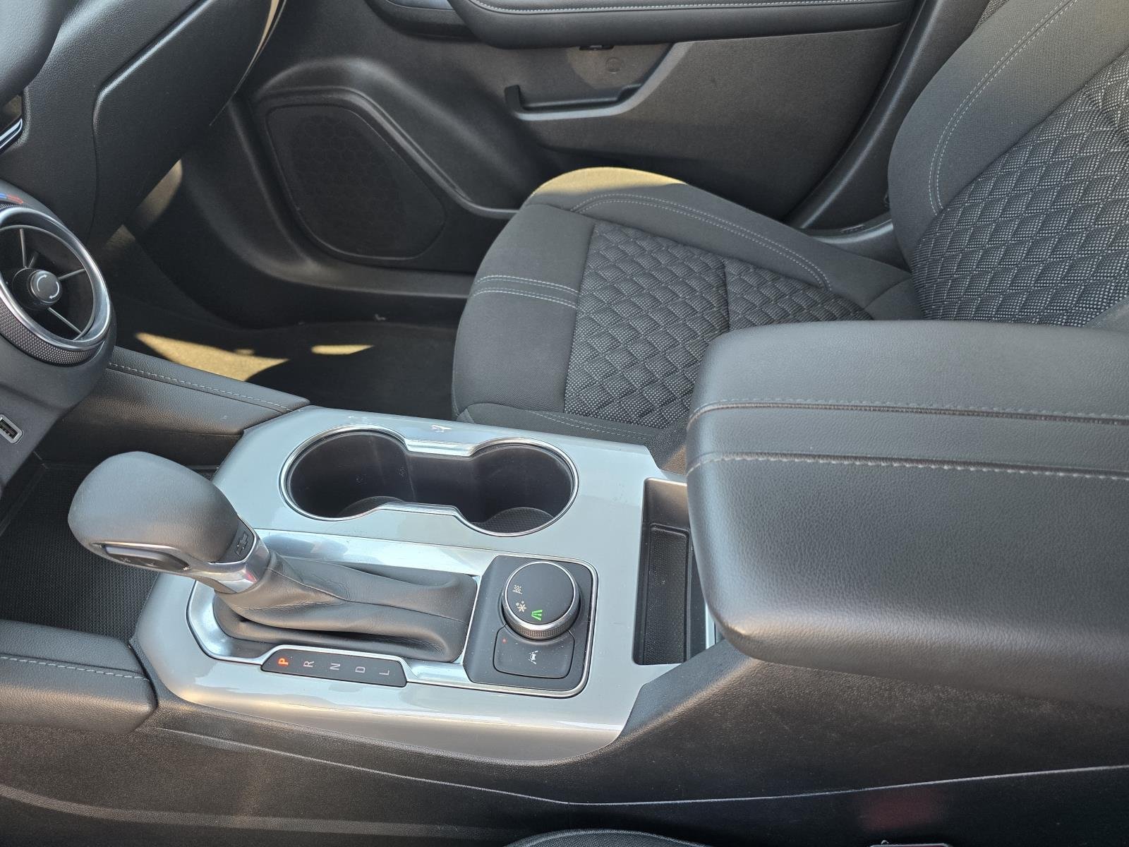 Used 2022 BLACK Chevrolet LT image 15