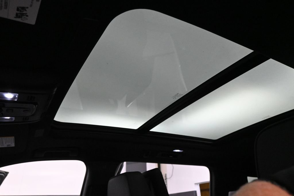 2026 GMC Yukon XL Denali - Photo 16