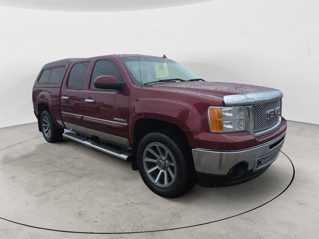 Used 2013 Red GMC Denali image 3