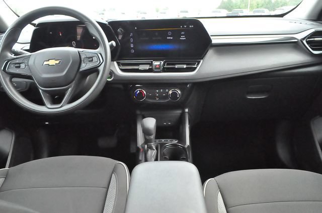 Used 2024 Mosaic Black Metallic Chevrolet LT image 16