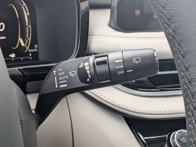 New 2027 BLACK OBSIDIAN INFINITI Pure FWD image 30