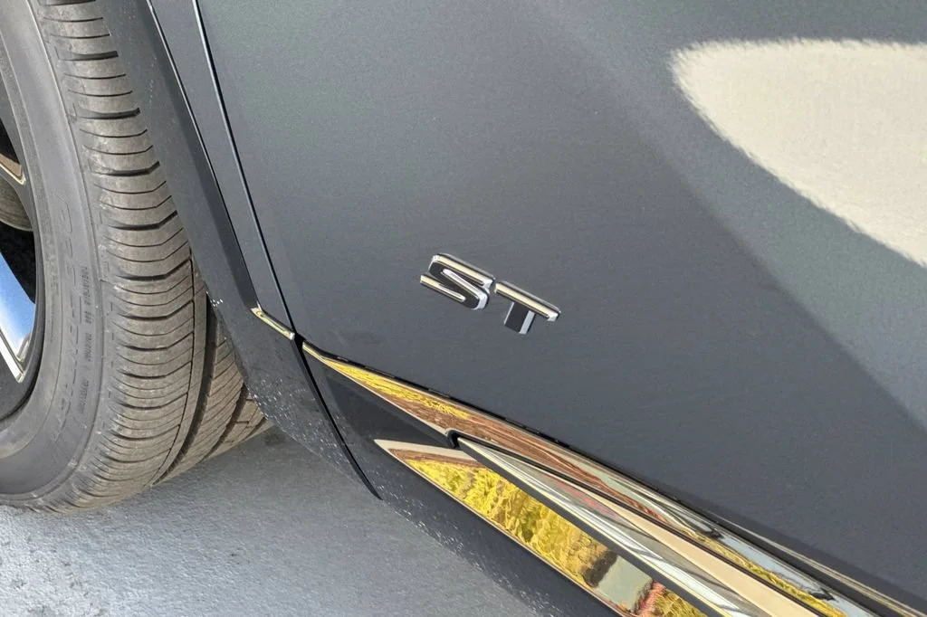 New 2026 Quartz Blue Metallic Buick Sport Touring image 21