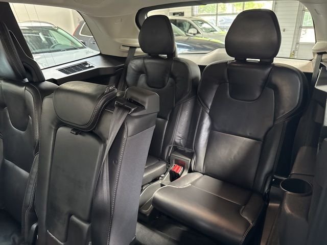 Used 2023 Gray Volvo Ultimate image 9