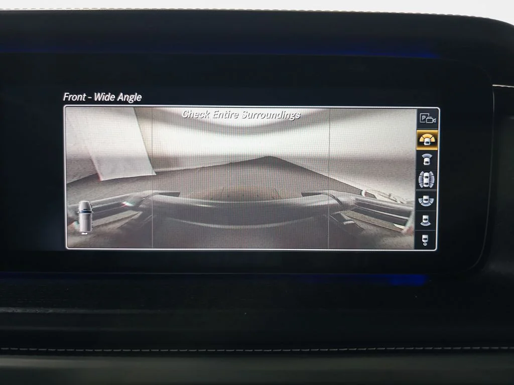 Certified Used 2024 MANUFAKTUR Platinum Magno Mercedes-Benz G 63 AMG® image 18