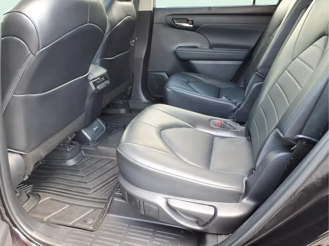 Used 2022 Brown Toyota XLE image 12