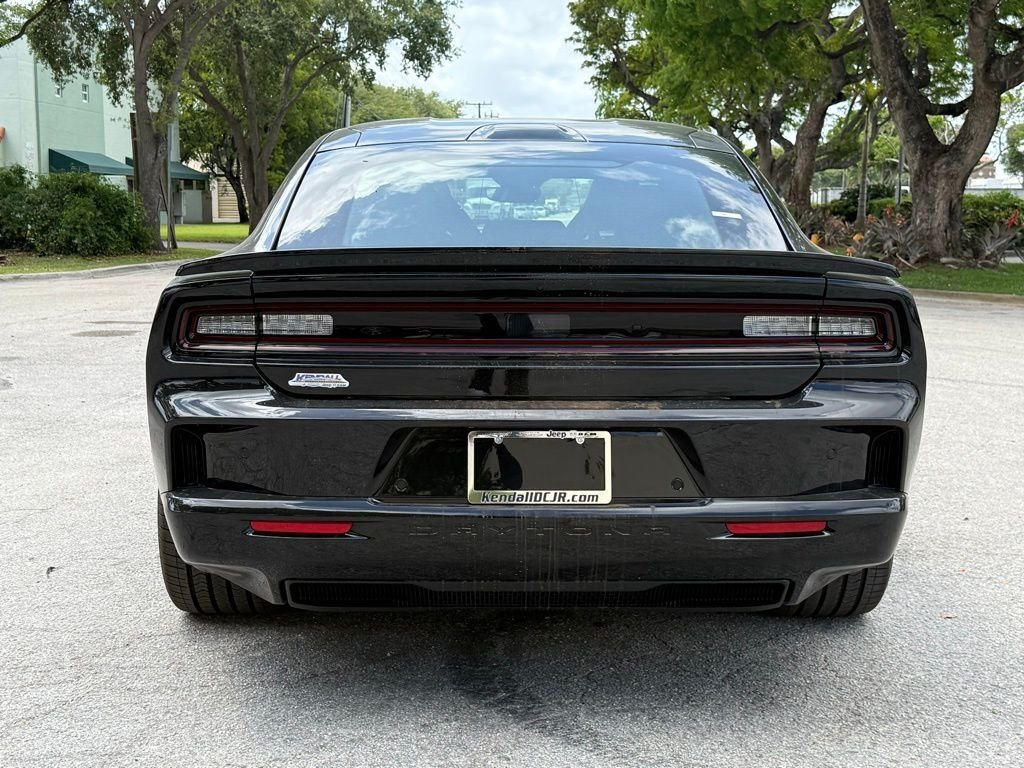 2025 Dodge Charger Daytona Scat Pack - Photo 5