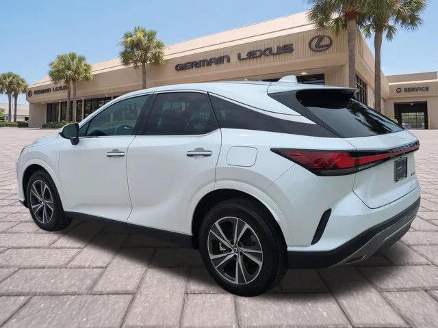 Certified Used 2025  Lexus 350 image 6