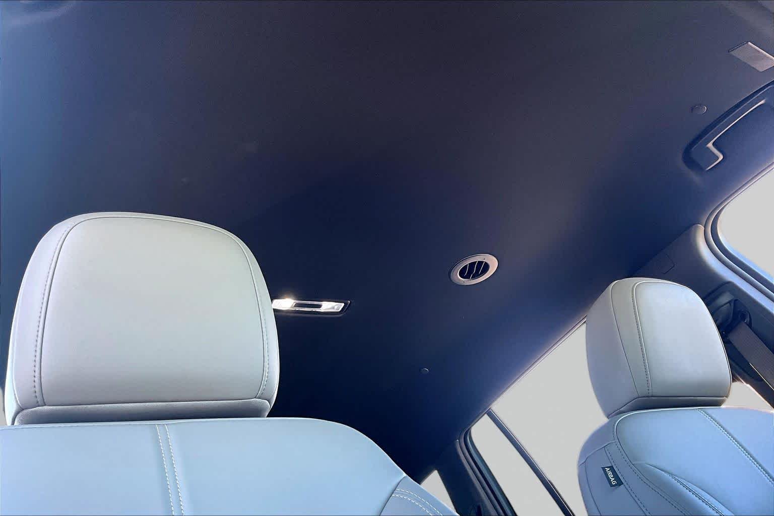 Used 2026 Summit White GMC FWD Elevation image 14