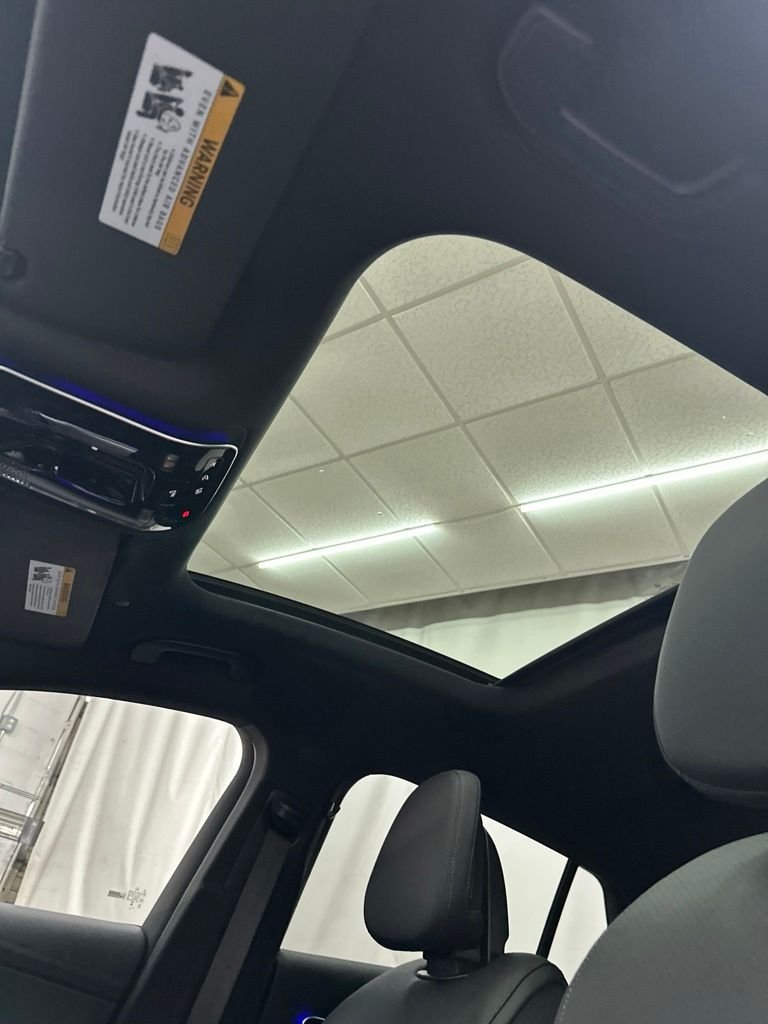 New 2026 MANUFAKTUR Alpine Grey Mercedes-Benz GLC 300 image 22