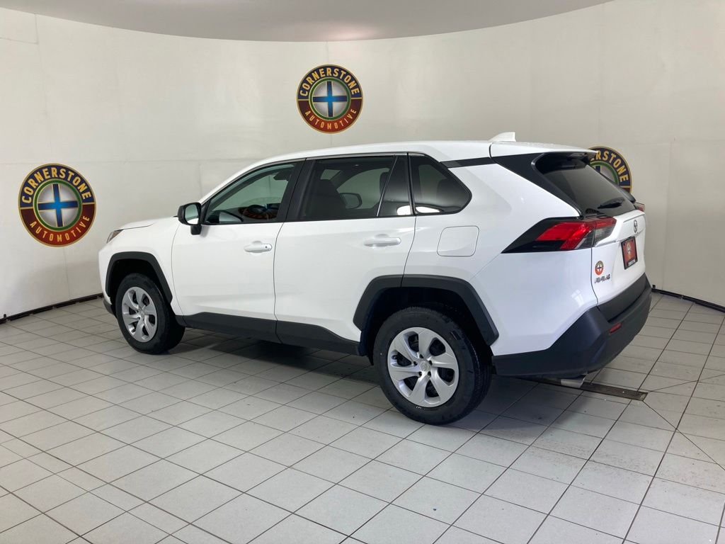 Used 2024 White Toyota LE image 21