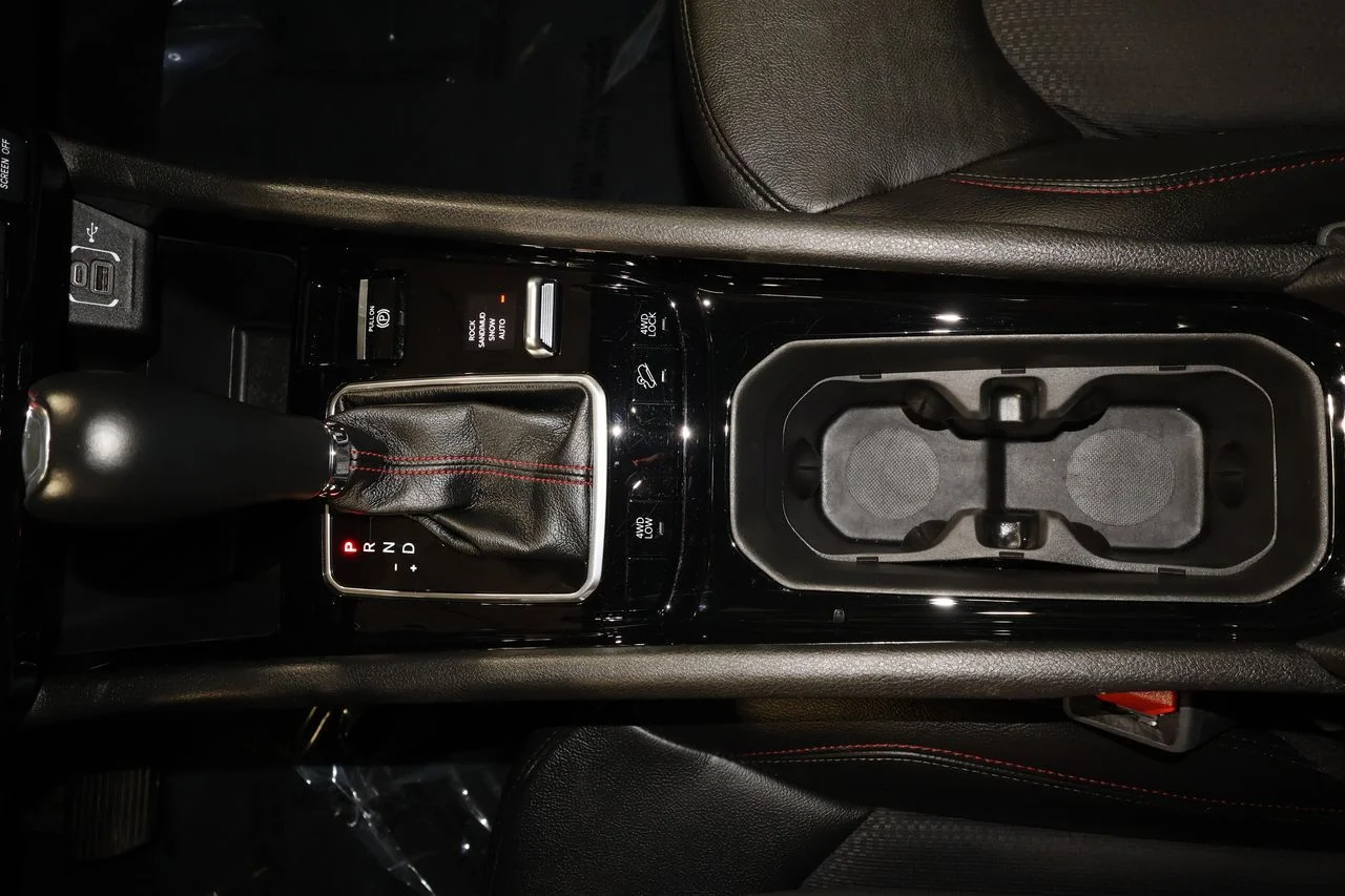 2025 Jeep Compass Trailhawk - Photo 14
