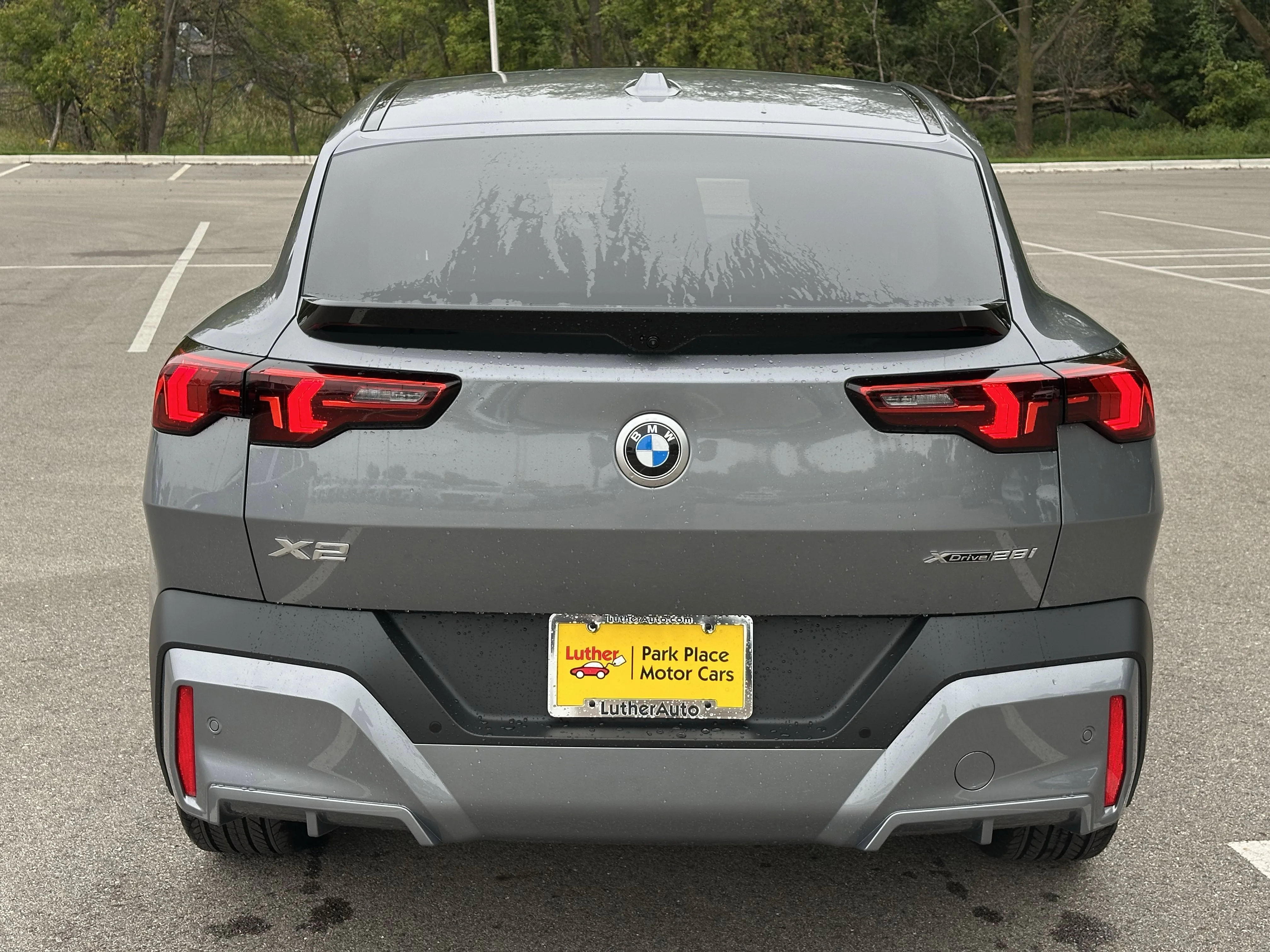 New 2026 Skyscraper Grey Metallic BMW xDrive28i image 6