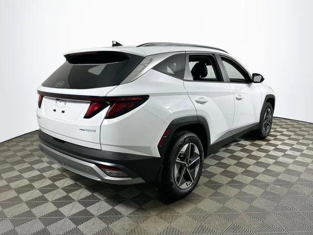 New 2026 Hyundai TUCSON HYBRID SEL
