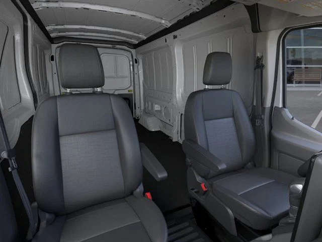 New 2026 Oxford White Ford Base image 33
