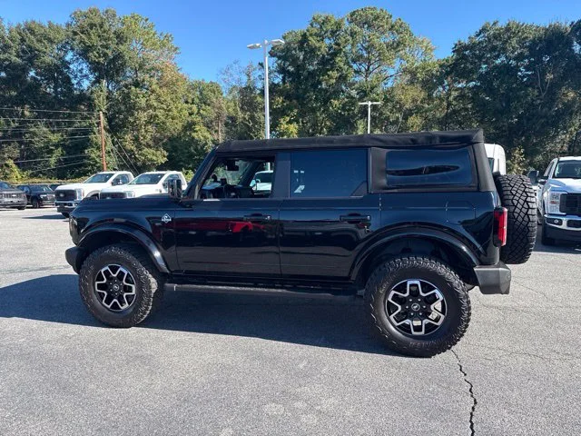 Used 2022 Shadow Black Ford Outer Banks image 6