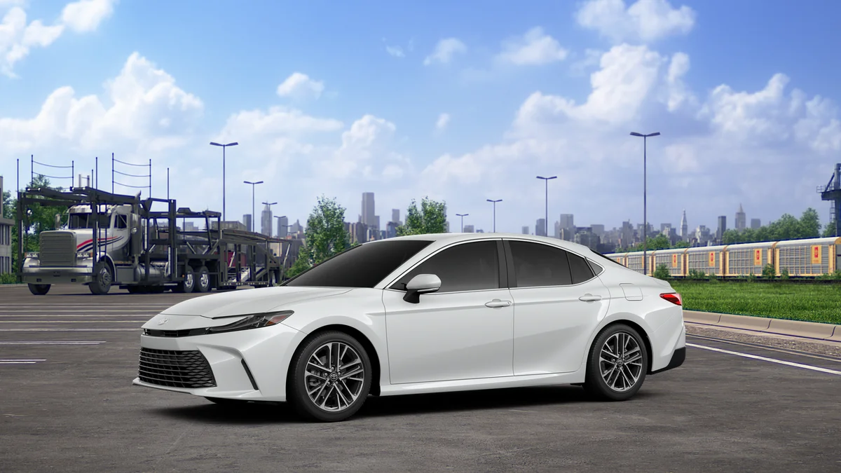 New 2026 Wind Chill Pearl Toyota XLE image 2