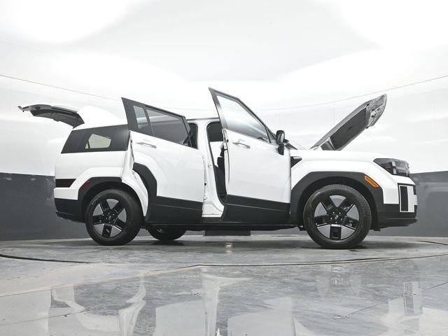 New 2026 White Hyundai SE image 21