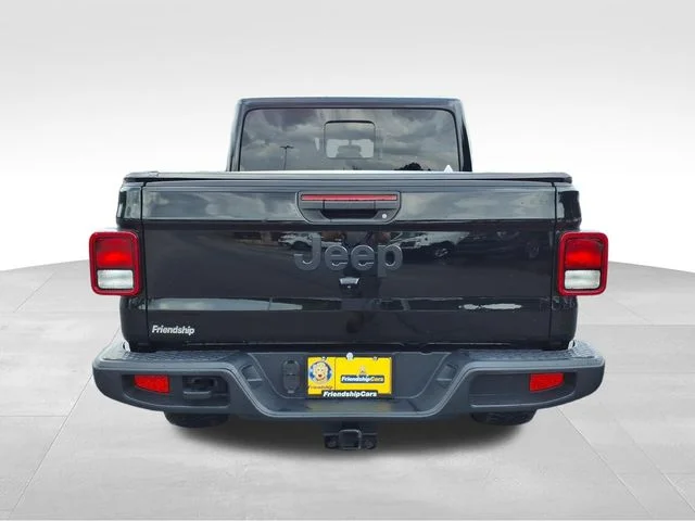 Used 2025 Black Jeep Nighthawk image 6