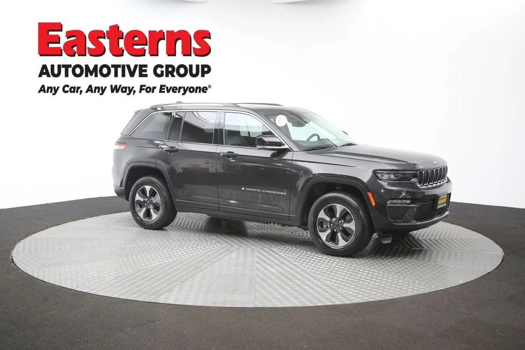 Used 2024 Brown Jeep 4xe image 47