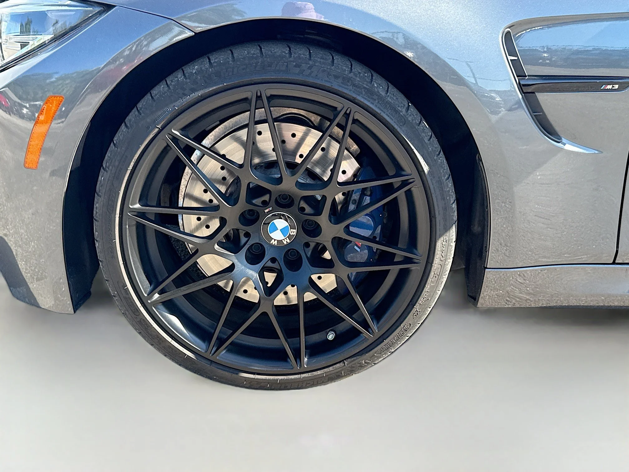 Used 2018 Mineral Gray Metallic BMW Competition image 42