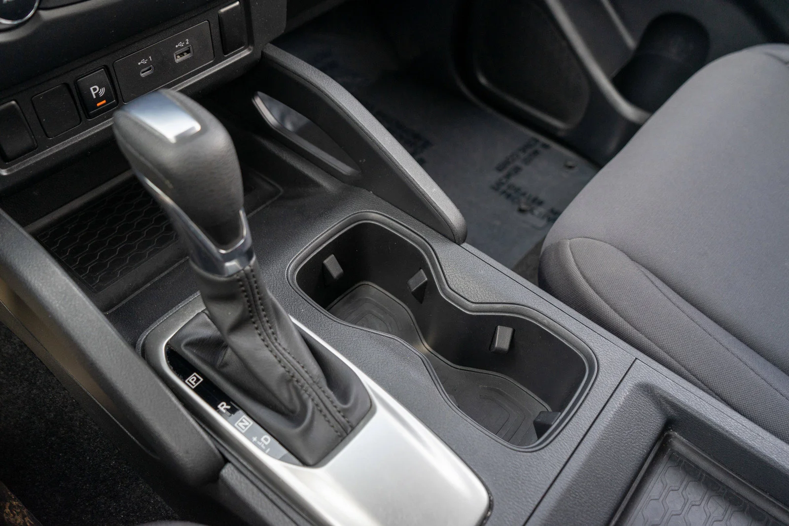 Used 2022 Super Black Nissan S image 20