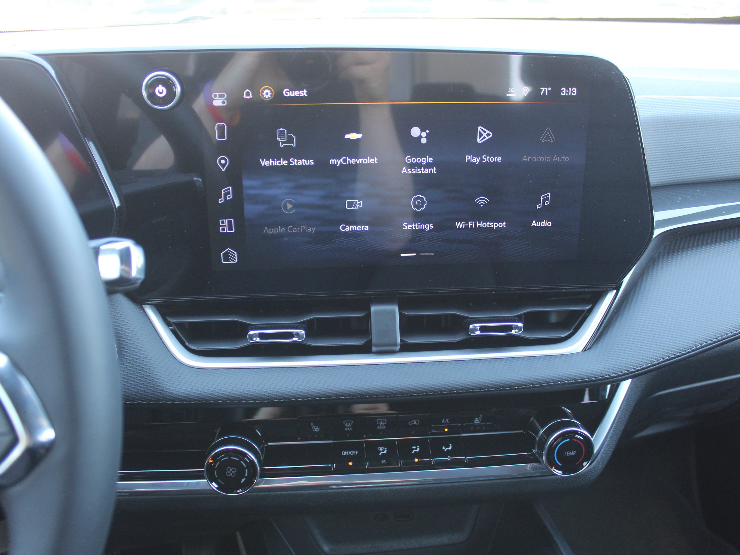2026 Chevrolet Equinox LT - Photo 13