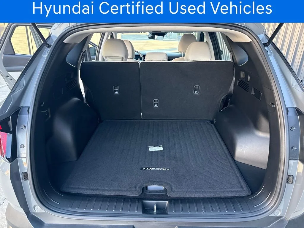 Certified Pre-Owned 2025 Hyundai Tucson SE