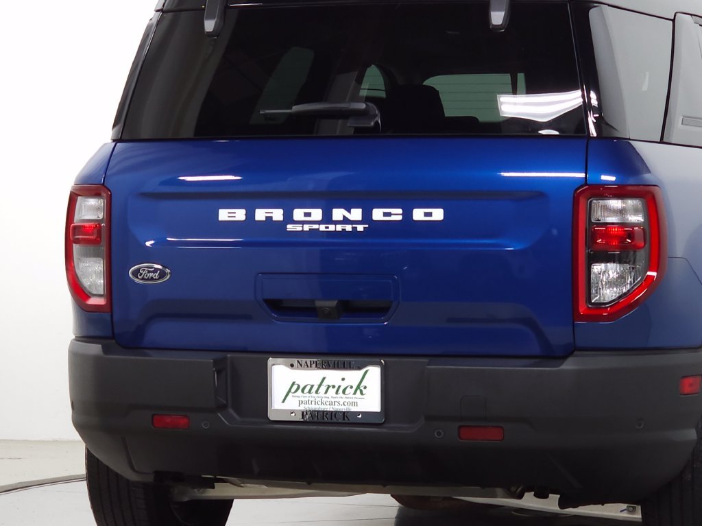 Used 2023 Blue Ford Outer Banks image 6