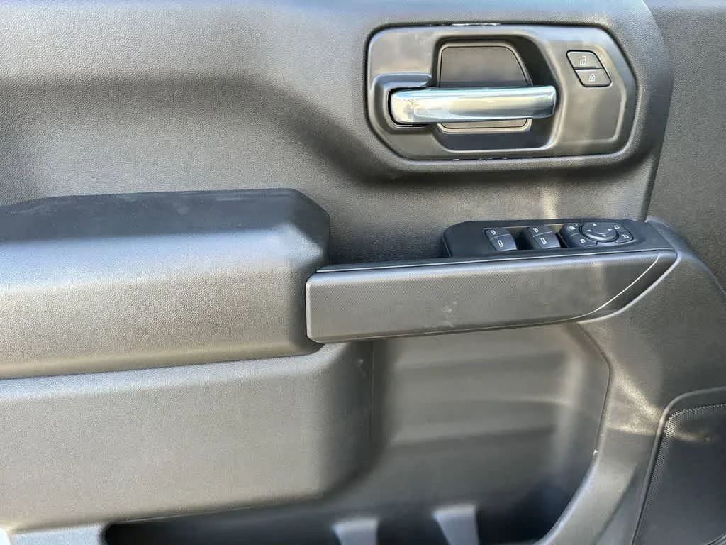 2025 GMC Sierra 3500HD Pro - Photo 19