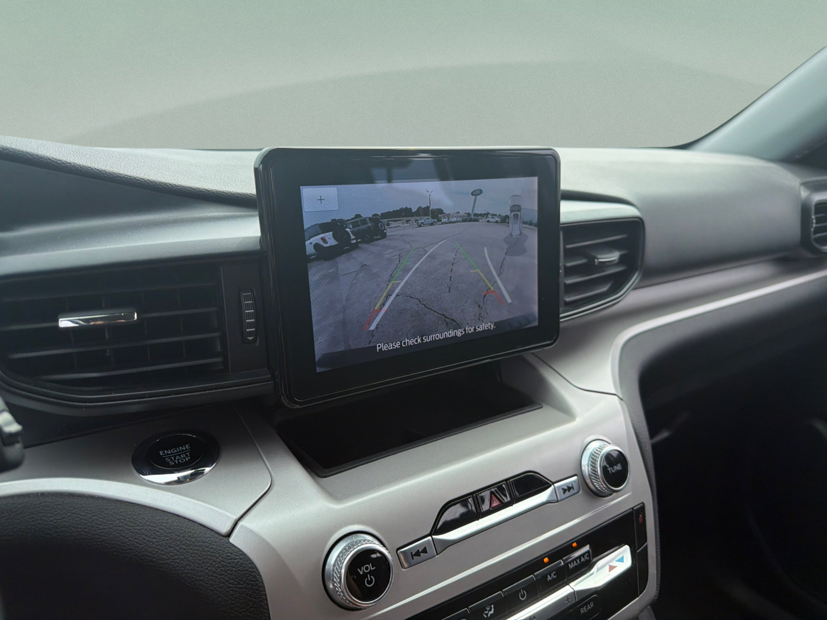Used 2023 Gray Metallic Ford XLT image 27