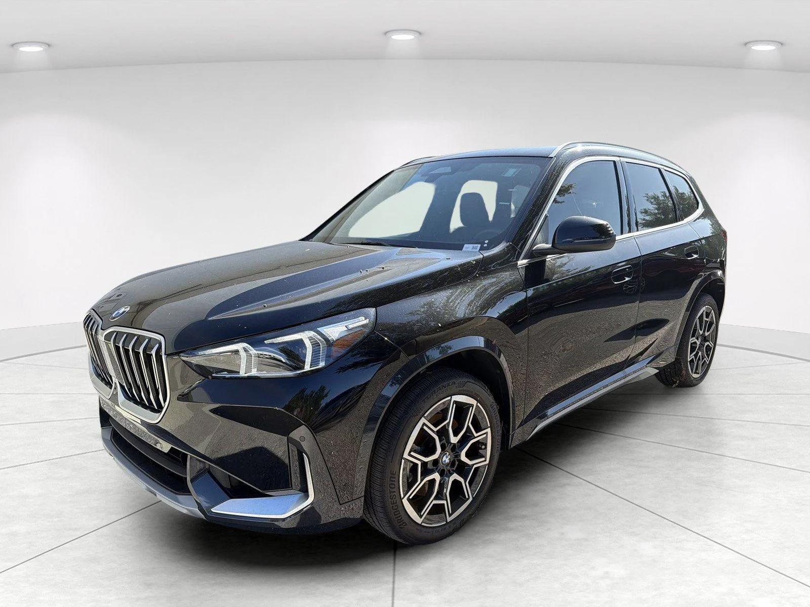 New 2026 Jet Black BMW xDrive28i image 8