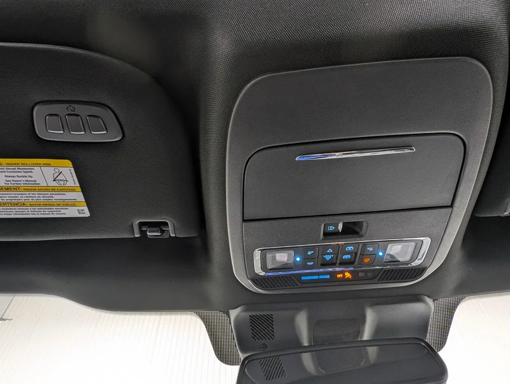 New 2026 Carbonized Gray Metallic Ford Platinum® image 10