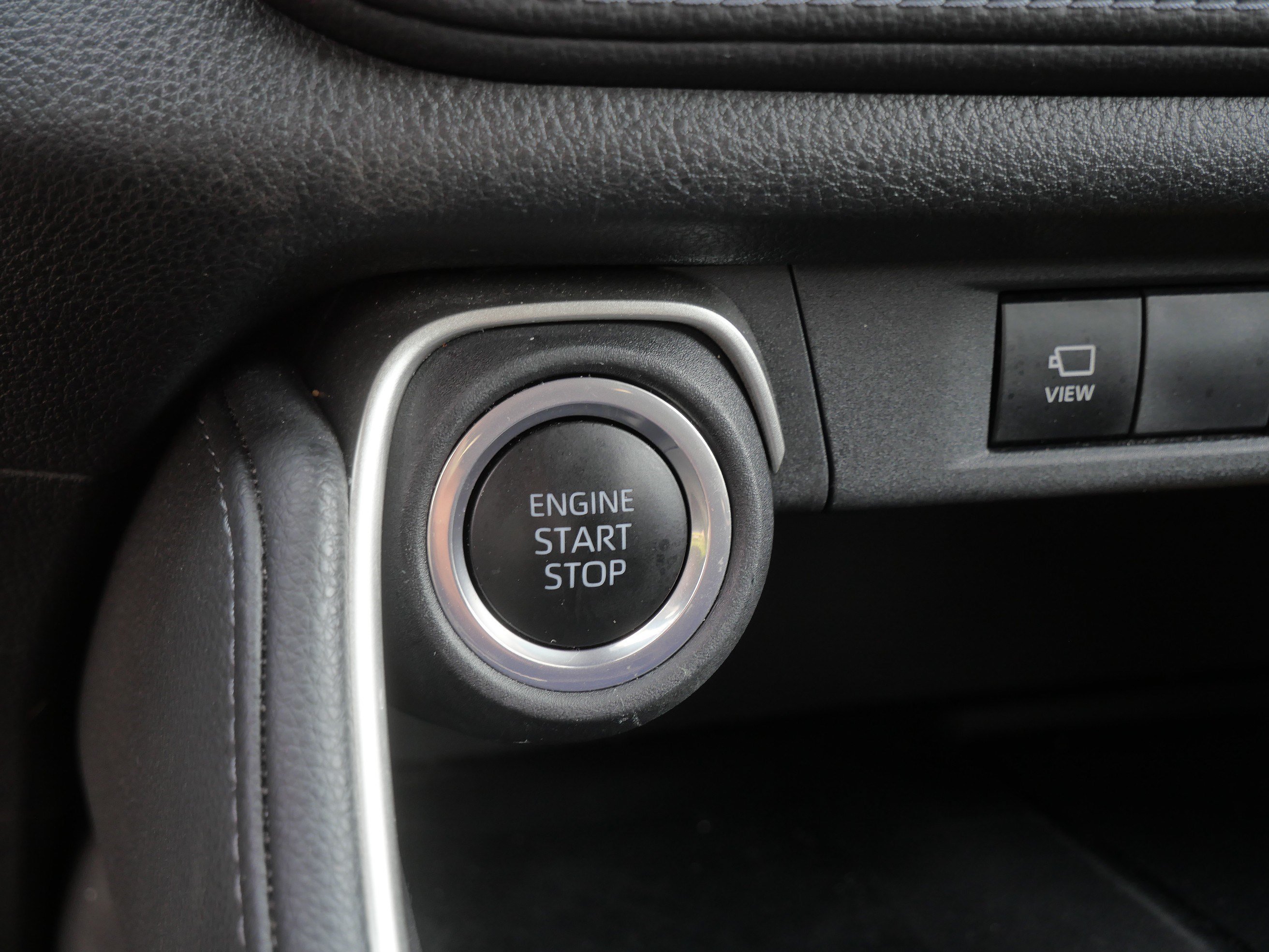Certified Used 2024 Wind Chill Pearl Toyota Limited image 30