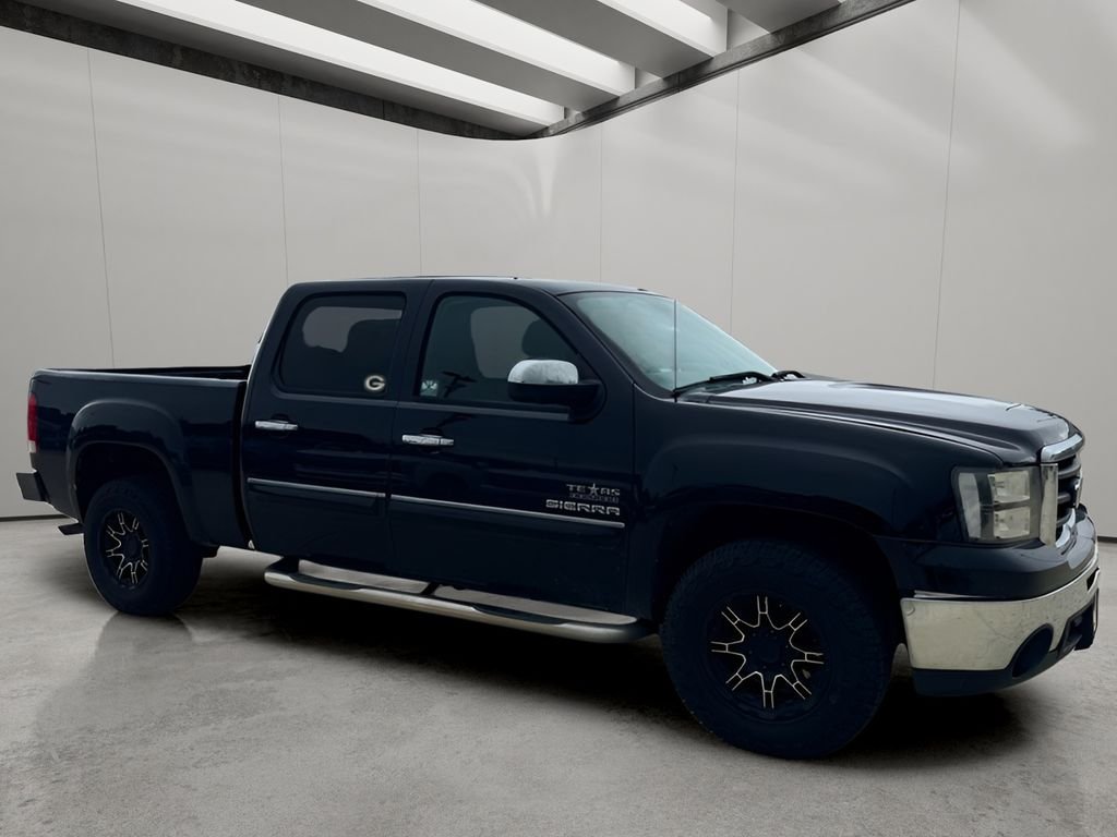Used 2010 Onyx Black GMC SLE image 9